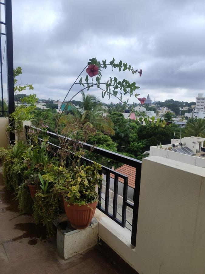 Tree Top Apartment Bangalore Exterior photo